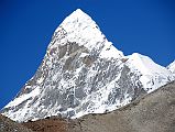 09 Nyanang Ri South Face Close Up From Plateau As Trek Nears Kong Tso The huge South Face of Nyanang Ri (7071m) close up as the trek nears Kong Tso.